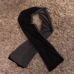 Black and gray glittery scarf